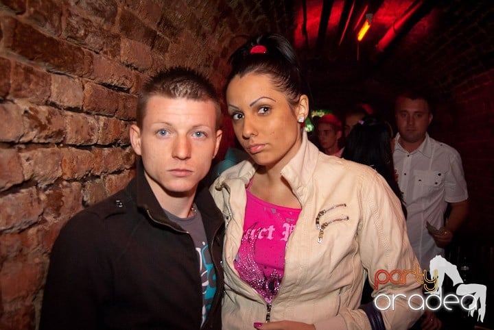 Vineri noaptea în Escape, 