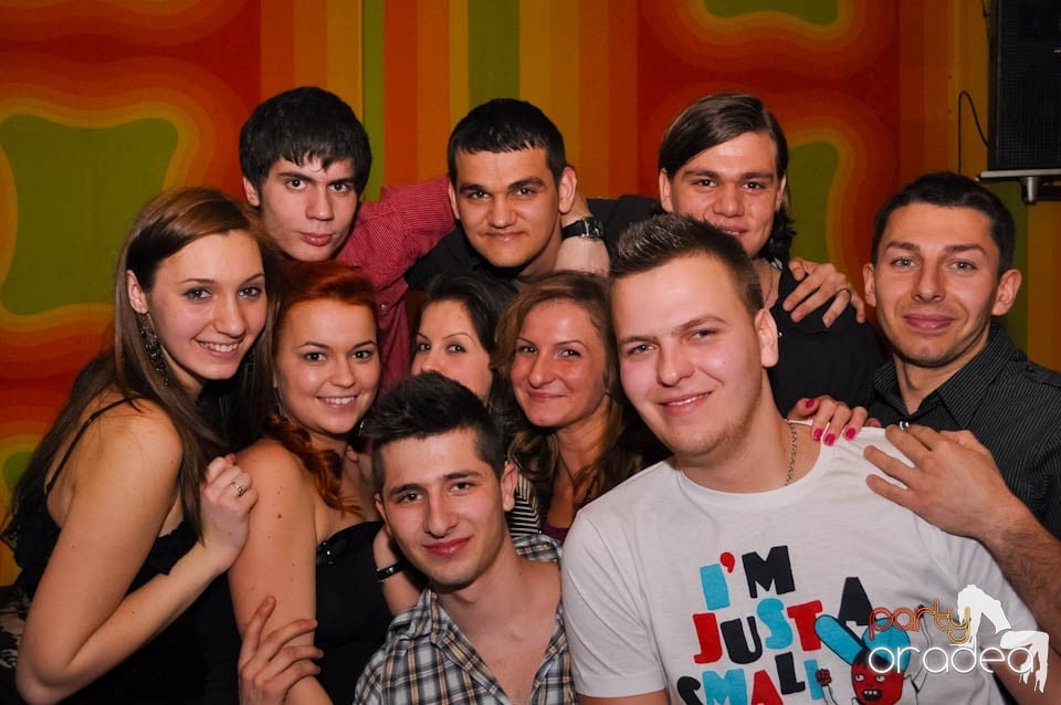 Vineri noaptea în Juice, Juice