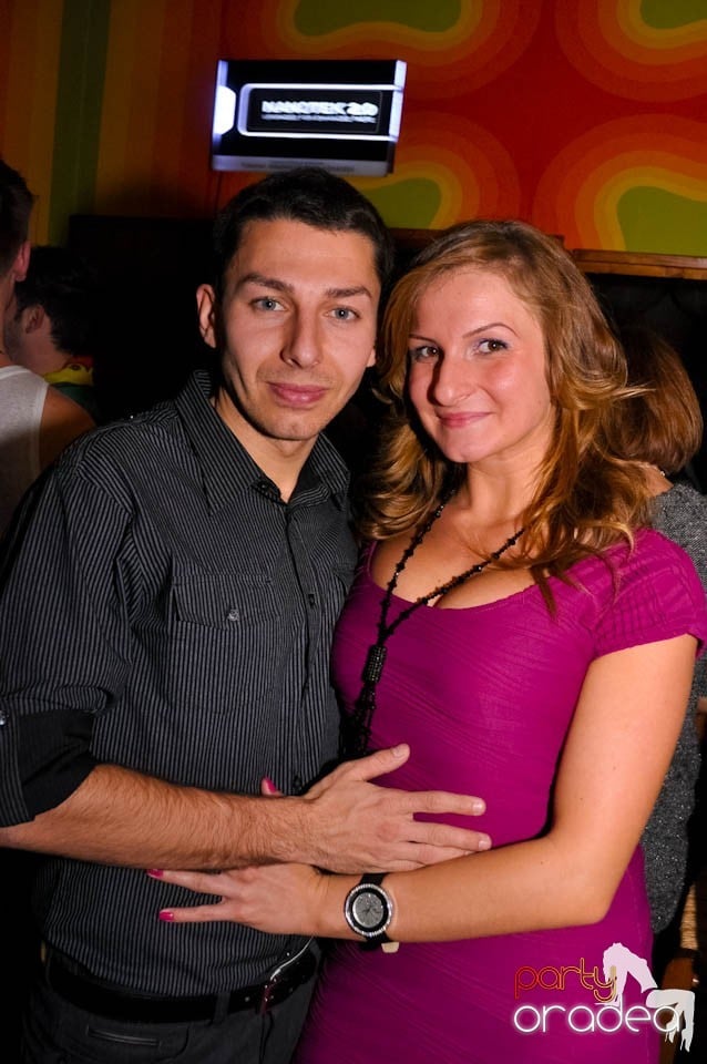 Vineri noaptea în Juice, Juice