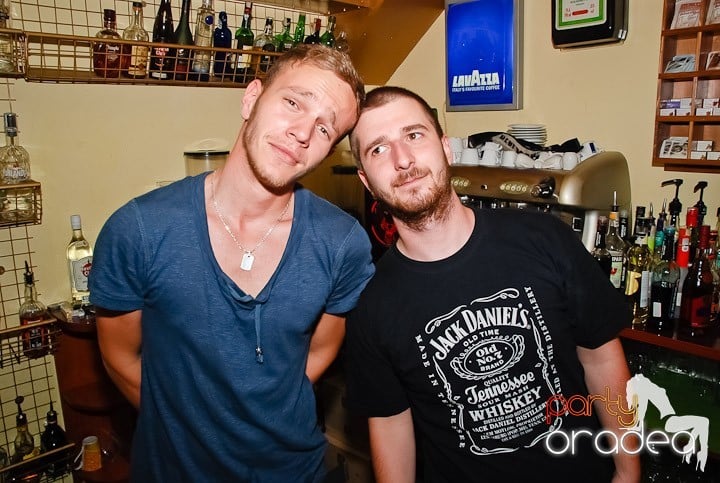 Vineri noaptea în Yellow, 