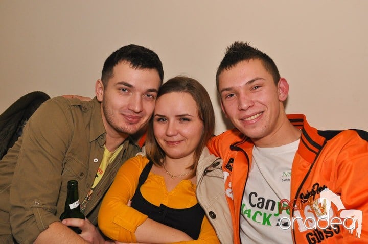 Vineri seara cântăm în Zulu Caffe, Zulu Caffe