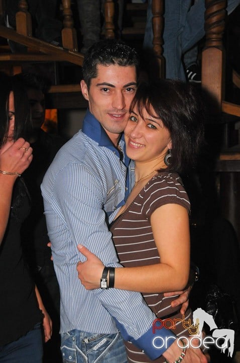 Vineri seara cântăm în Zulu Caffe, Zulu Caffe