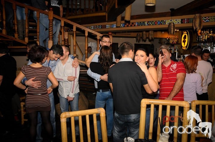 Vineri seara cântăm în Zulu Caffe, Zulu Caffe