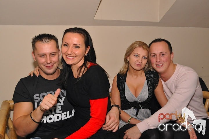 Vineri seara cântăm în Zulu Caffe, Zulu Caffe