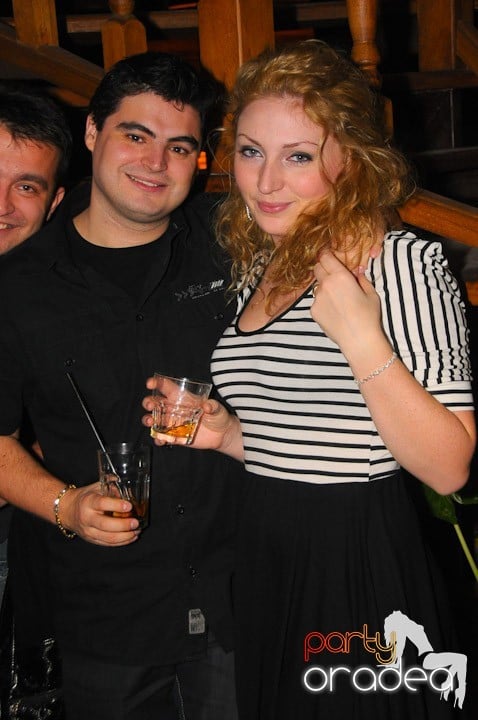 Vineri seara cântăm în Zulu Caffe, Zulu Caffe