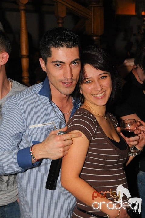 Vineri seara cântăm în Zulu Caffe, Zulu Caffe