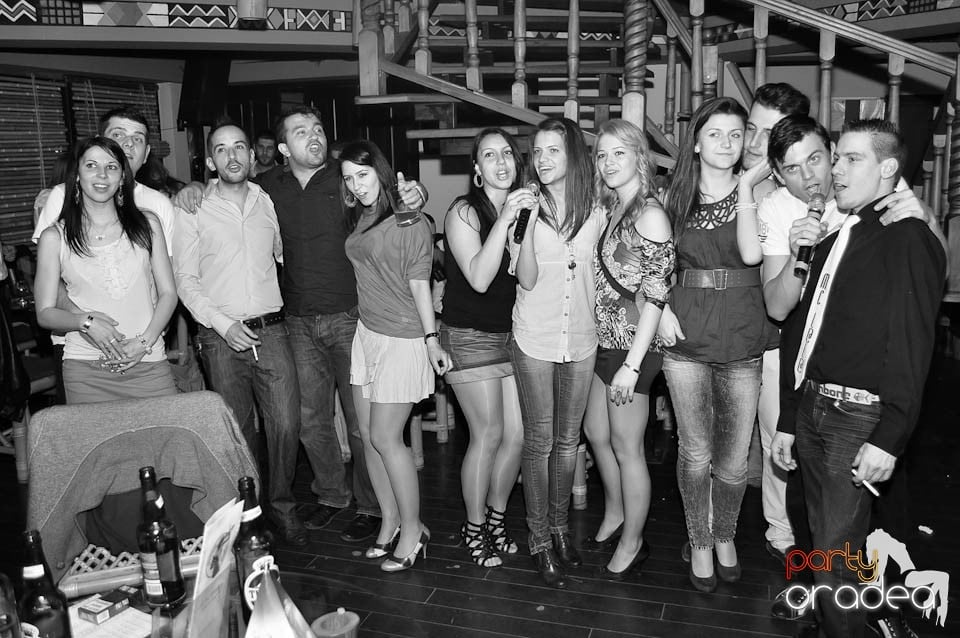 Vineri seara cântăm în Zulu Caffe, Zulu Caffe