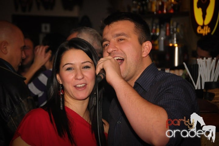 Vineri seara cântăm în Zulu Caffe, Zulu Caffe