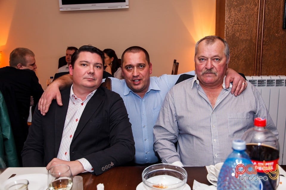 Vineri Seara cu Adi Moţ Band, Restaurant Retro