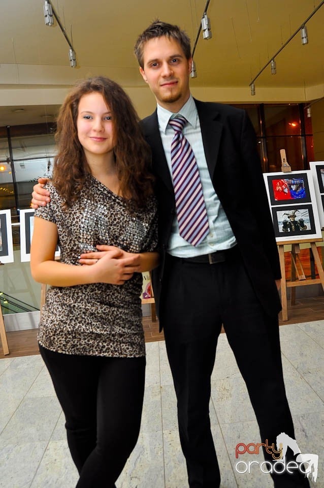 Vineri seara dansăm în Blondy's Art Café, 