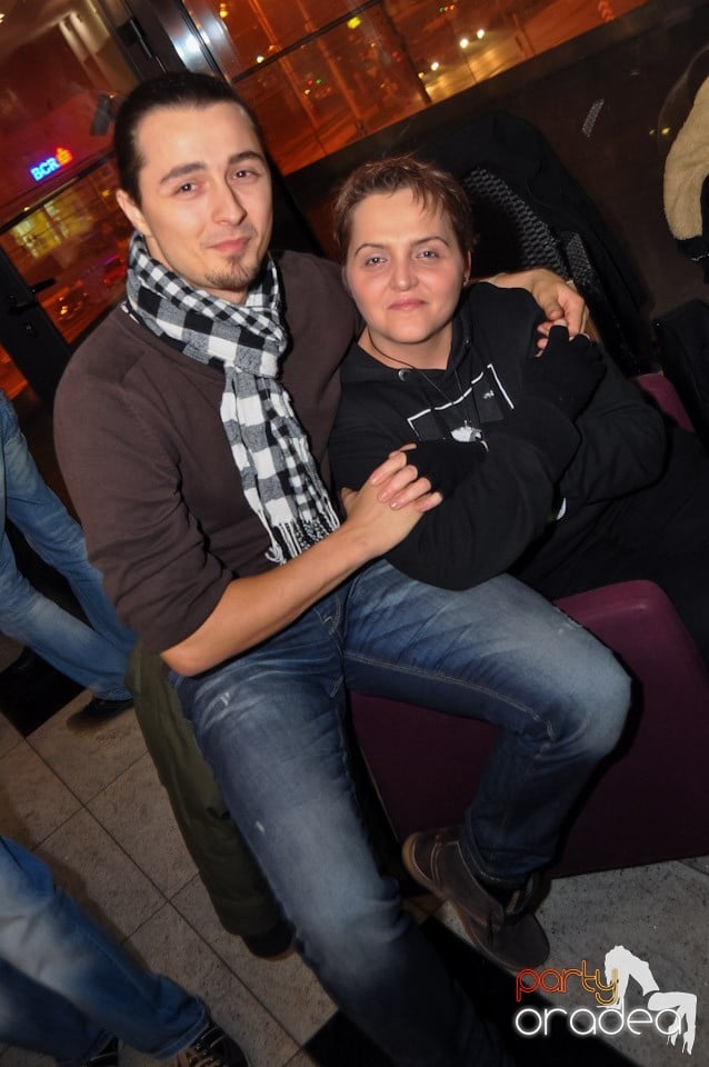 Vineri seara dansăm în Blondy's, 