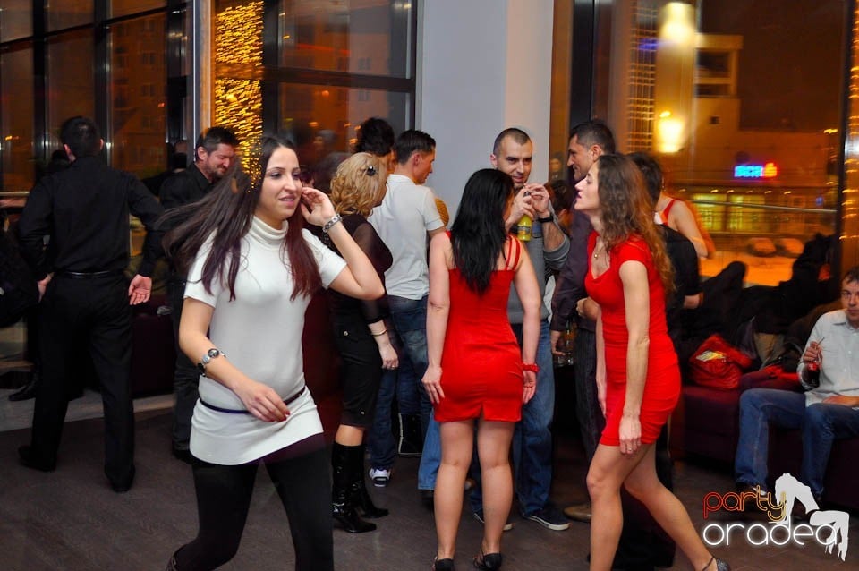 Vineri seara dansăm în Blondy's,