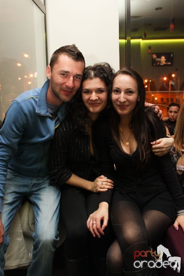 Vineri seara dansăm în Blondy's, 