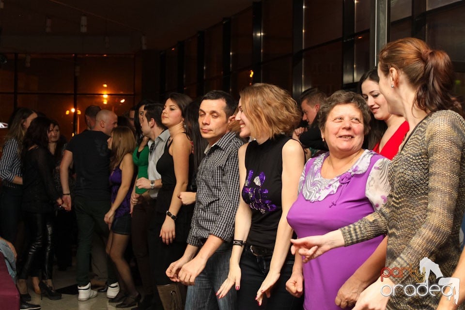 Vineri seara dansăm în Blondy's, 