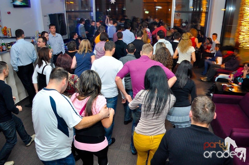 Vineri seara dansăm în Blondy's, 