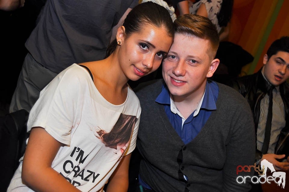 Vineri seara e party în Juice, Juice