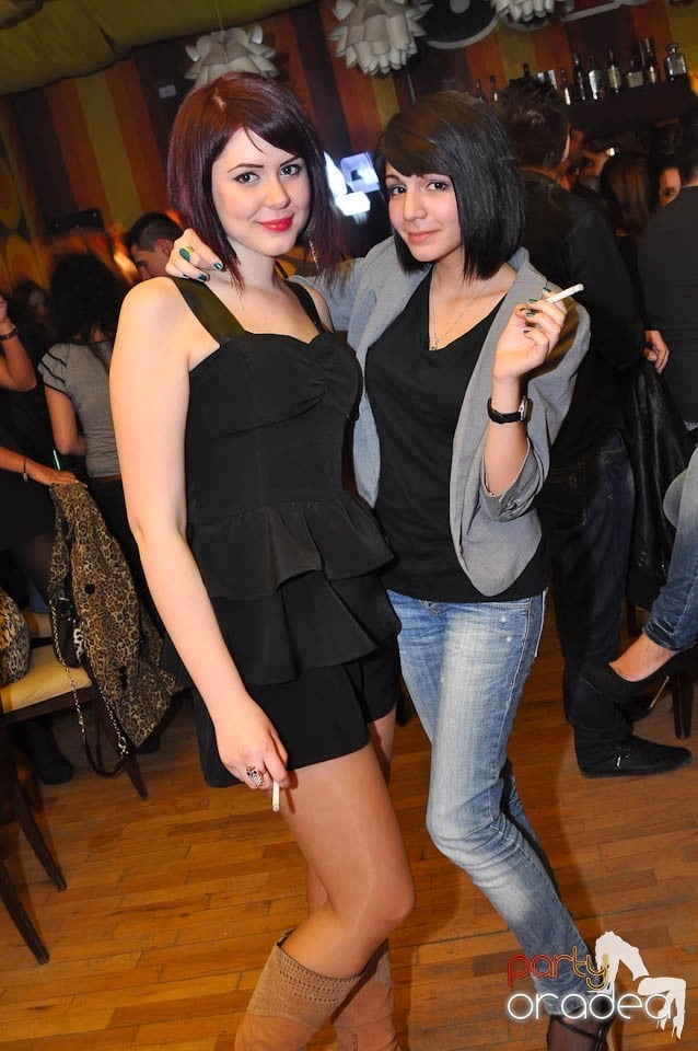 Vineri seara e party în Juice, Juice