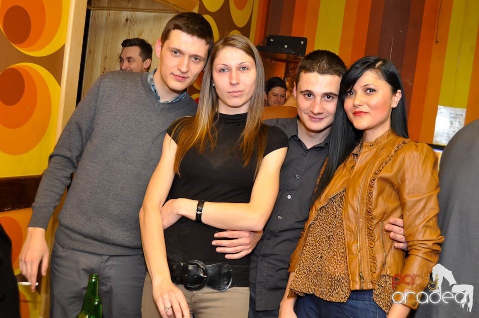 Vineri seara e party în Juice, Juice