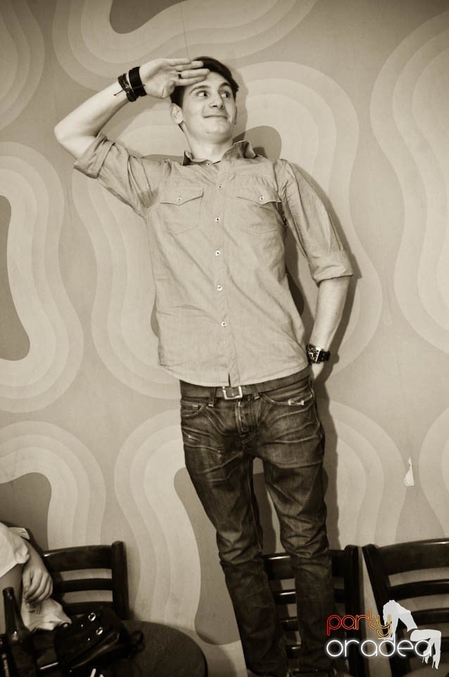 Vineri seara e party în Juice, Juice