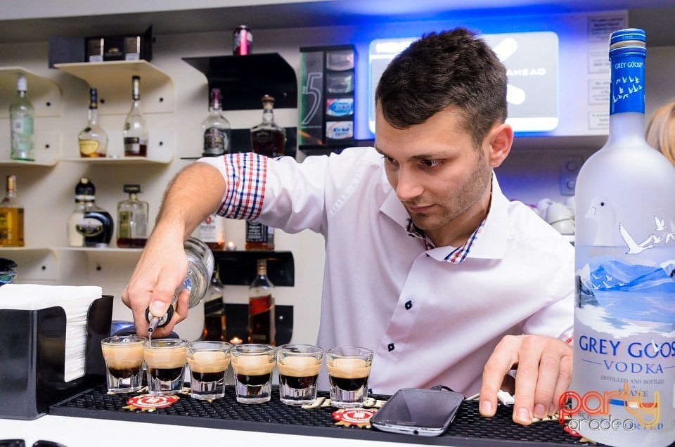 Vineri seara în Blanc Coffee, 