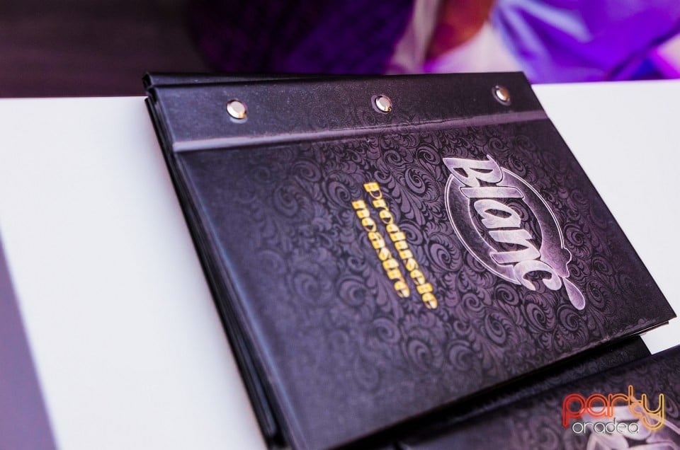 Vineri seara în Blanc Coffee, 