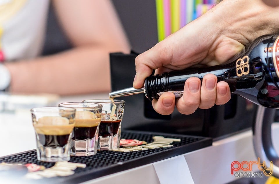 Vineri seara în Blanc Coffee, 