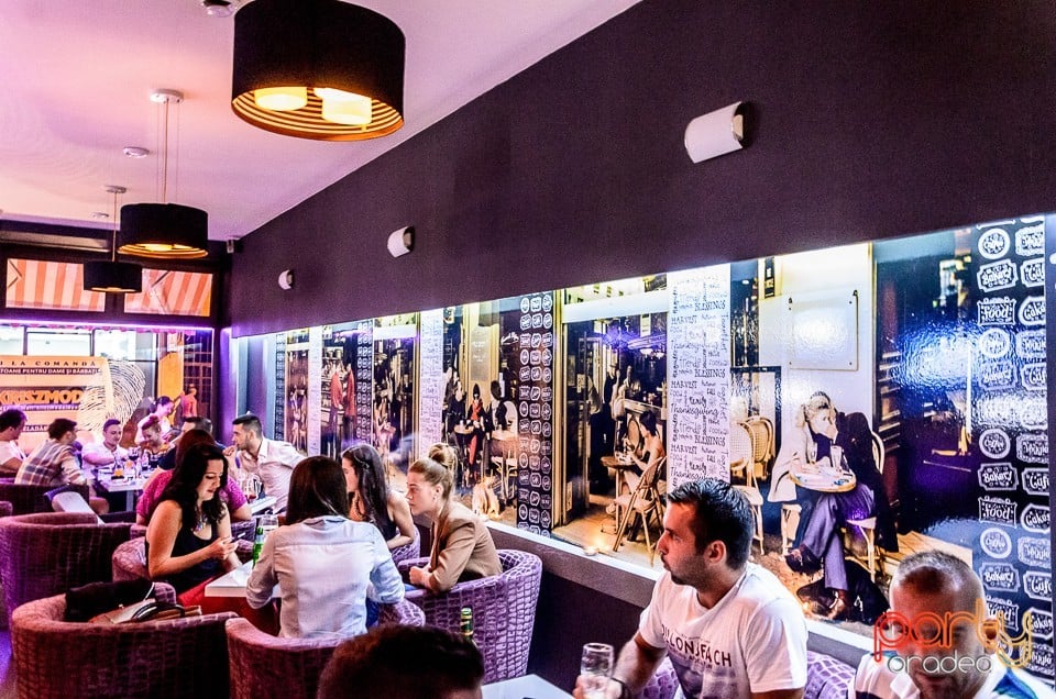 Vineri seara în Blanc Coffee, 