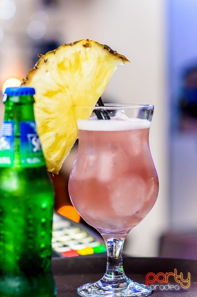 Vineri seara în Blanc Coffee, 