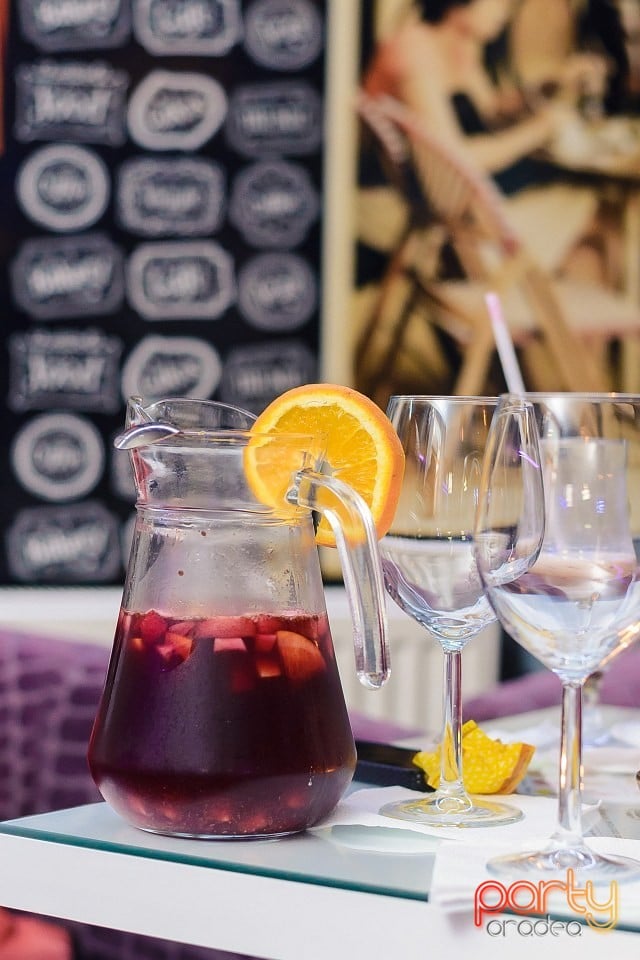 Vineri seara în Blanc Coffee, 