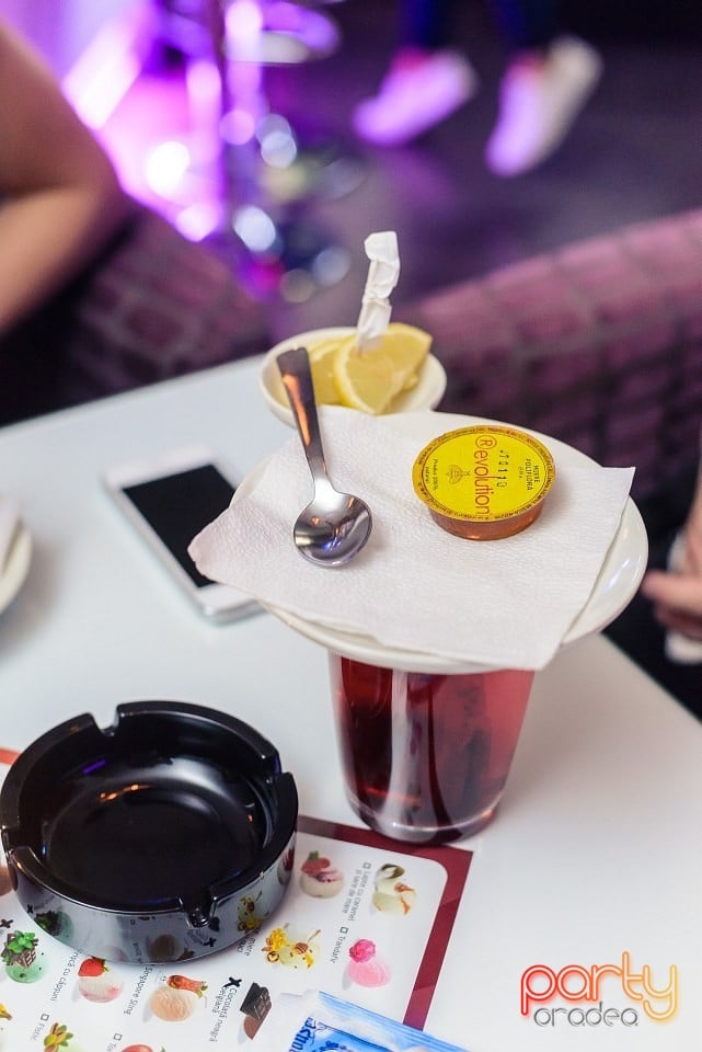 Vineri seara în Blanc Coffee, 