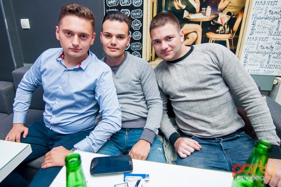 Vineri seara în Blanc Coffee, 