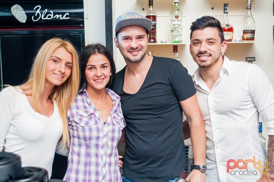 Vineri seara în Blanc Coffee, 