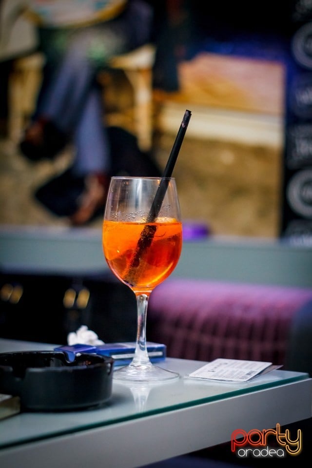 Vineri seara în Blanc Coffee, 