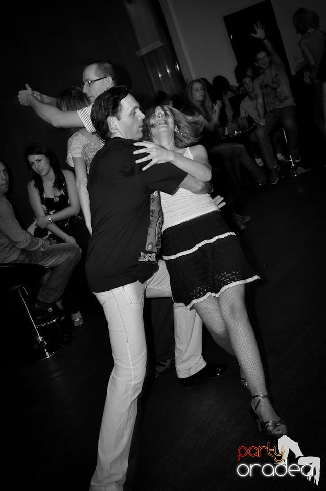 Vineri seara în Blondy's, 