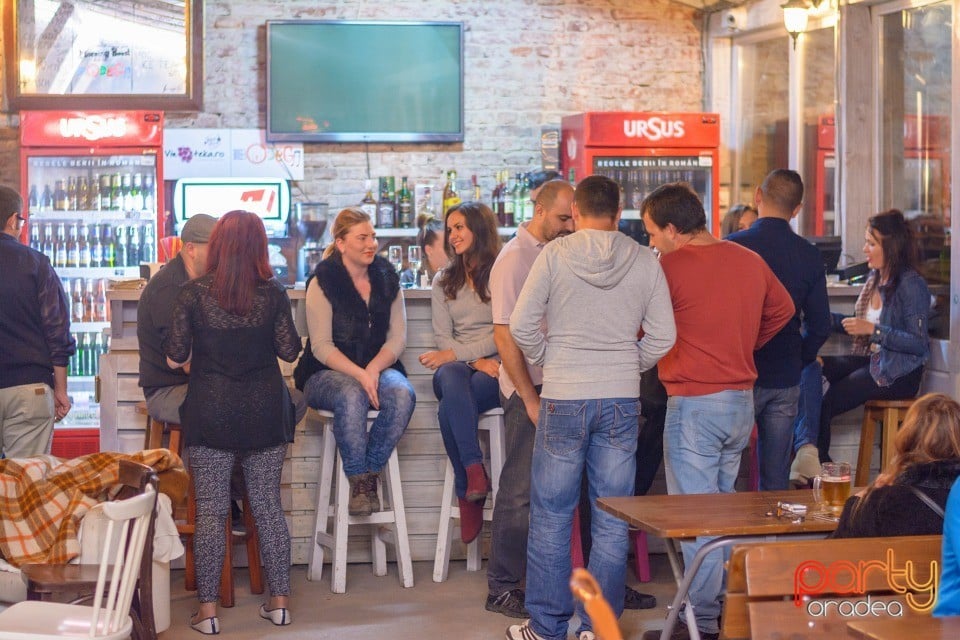 Vineri seara în Bodega, Bodega