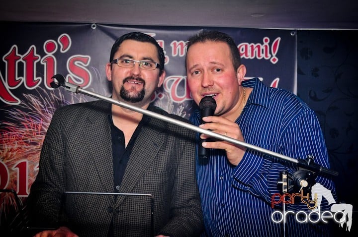 Vineri seara în Club Atti's, 