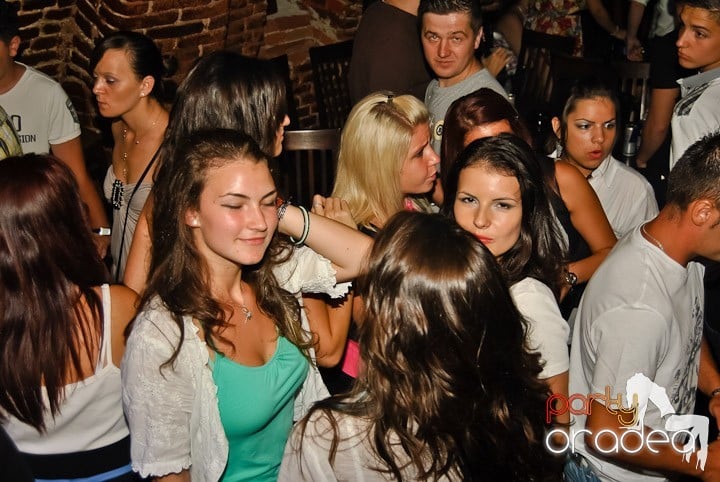 Vineri seara în Escape, 