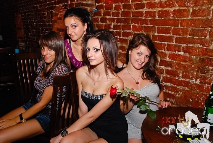 Vineri seara în Escape, 