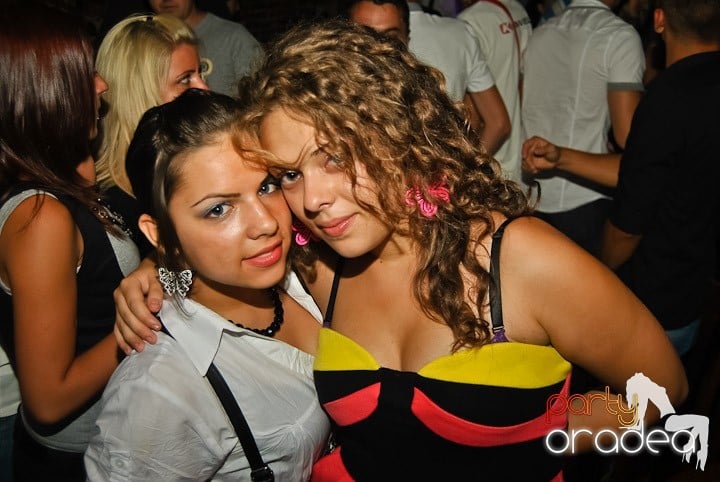 Vineri seara în Escape, 