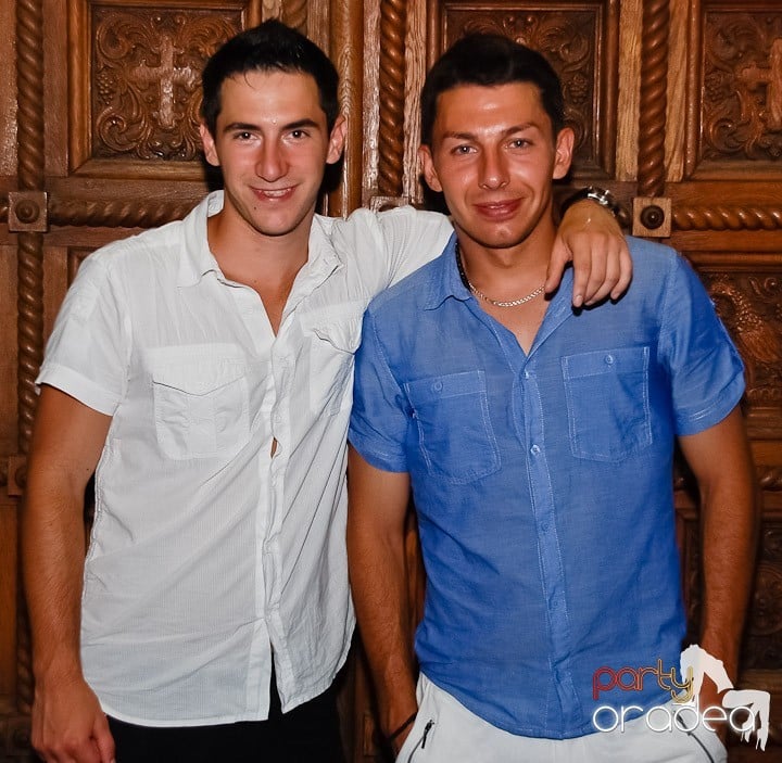 Vineri seara în Escape, 