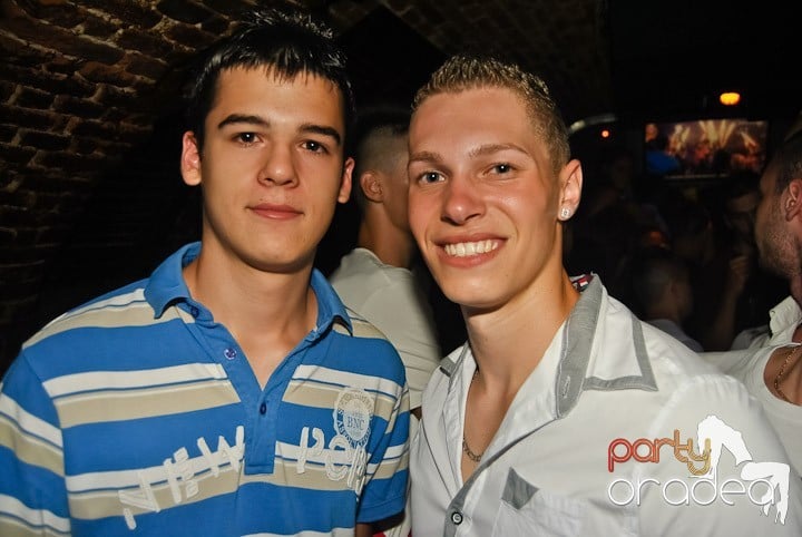 Vineri seara în Escape, 