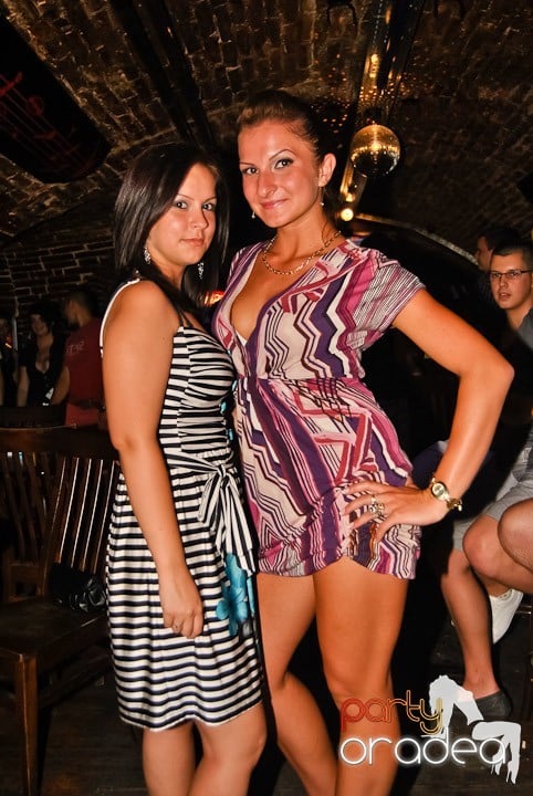 Vineri seara în Escape, 