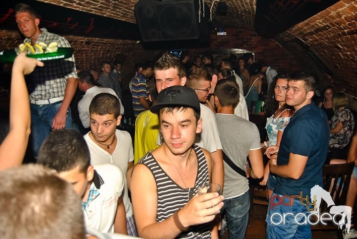 Vineri seara în Escape, 