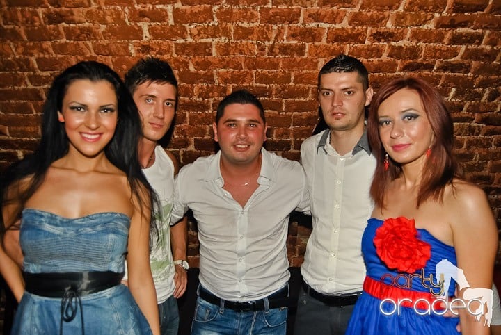 Vineri seara în Escape, 