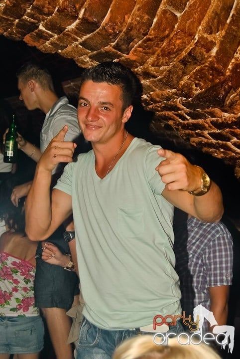 Vineri seara în Escape, 