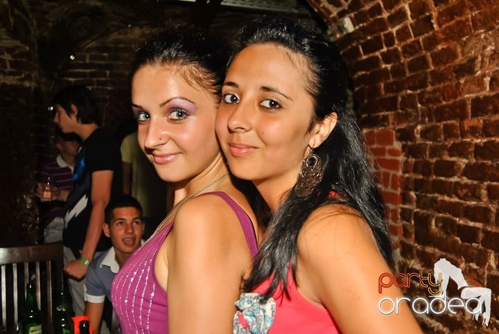 Vineri seara în Escape, 