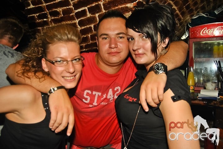 Vineri seara în Escape, 