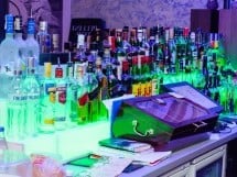 Vineri seara în Icon Caffe