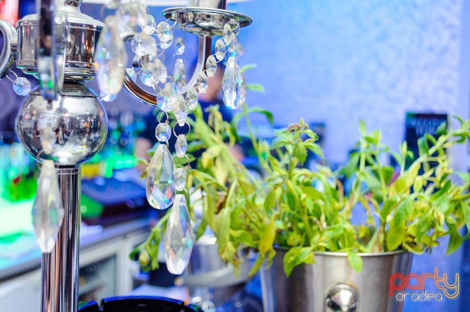 Vineri seara în Icon Caffe, Icon Caffe