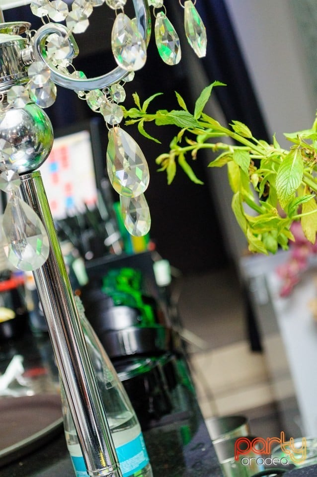 Vineri seara în Icon Caffe, Icon Caffe